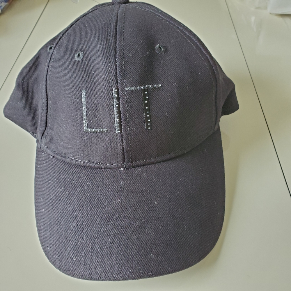American Eagle Lit Black Baseball Cap, one size
